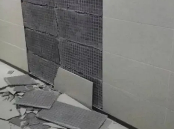 田家庵瓷砖空鼓维修公司分享下田家庵墙砖松动维修的知识